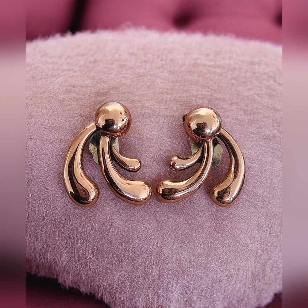 Vintage Renoir Copper Clip On Earrings Signed